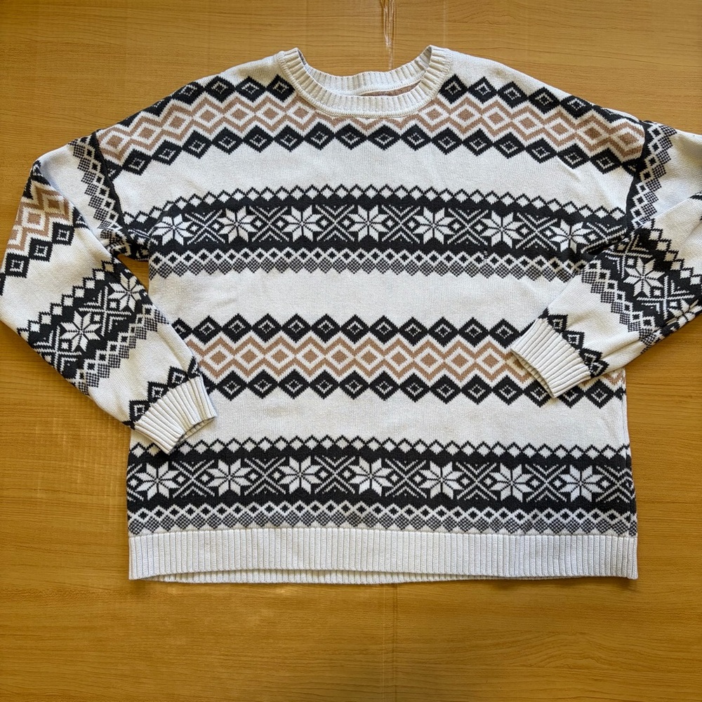 Hollister Neutral Fair Isle Geometric Pattern Crewneck Sweater M